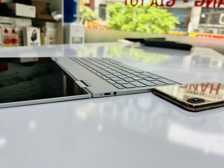 So sánh Surface laptop go 1943 và Google Pixelbook