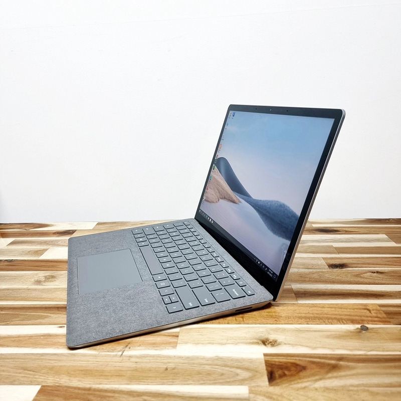 Surface Laptop vải Alcantara - Mẫu Laptop thời thượng, đẳng cấp
